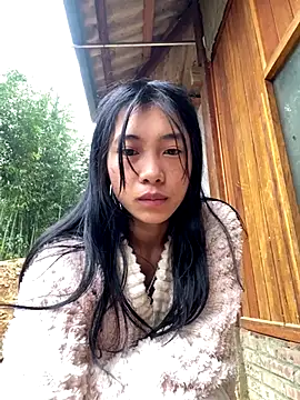 EmLy02 online show from 13, 11, 2025