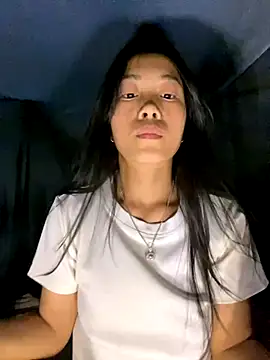 EmLy02 online show from 19, 10, 2025