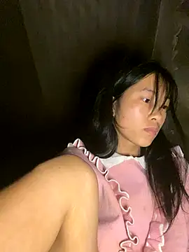 EmLy02 online show from 30, 9, 2025