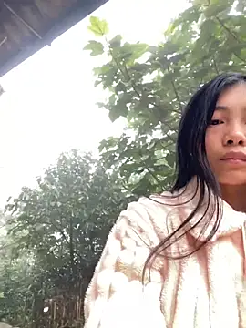 EmLy02 online show from 25, 10, 2025