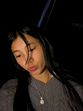 EmLy02 online show from 3, 11, 2025