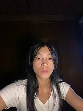 EmLy02 online show from 15, 10, 2025