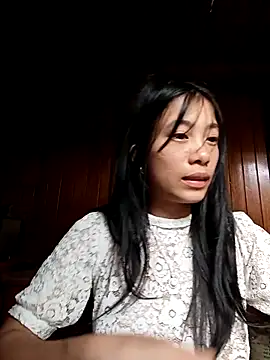 EmLy02 online show from 28, 9, 2025