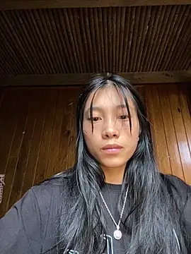 EmLy02 online show from 8, 10, 2025