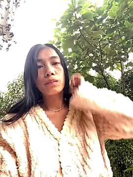 EmLy02 online show from 24, 10, 2025