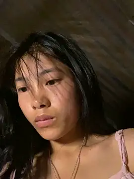 EmLy02 online show from 5, 10, 2025