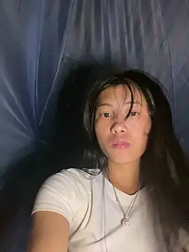 EmLy02 online show from 14, 10, 2025