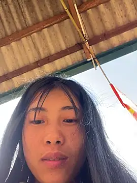 Snapshot of EmLy02 chatting on 19, 1, 2026 EmLy02 online show from 19, 1, 2026