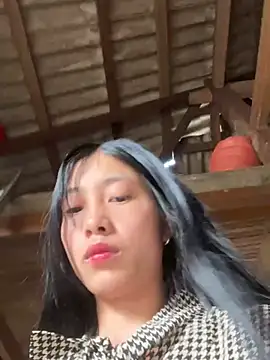 EmLy02 online show from 3, 4, 2026