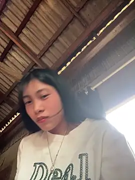 Snapshot of EmLy02 chatting on 27, 2, 2026 EmLy02 online show from 27, 2, 2026