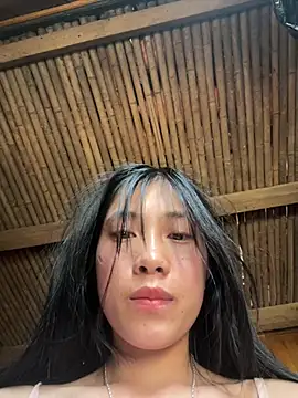 EmLy02 online show from 9, 4, 2026