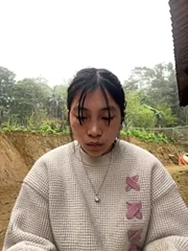 Snapshot of EmLy02 chatting on 4, 3, 2026 EmLy02 online show from 4, 3, 2026