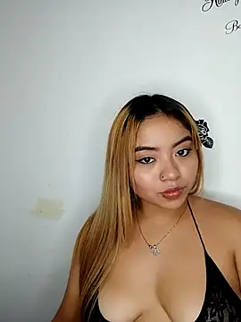 Emily  Hott online show from 22, 3, 2026