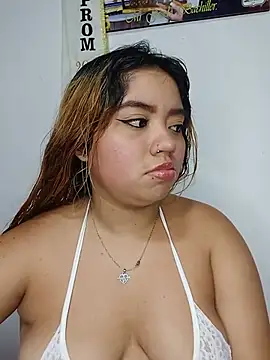 Emily  Hott online show from 22, 5, 2026