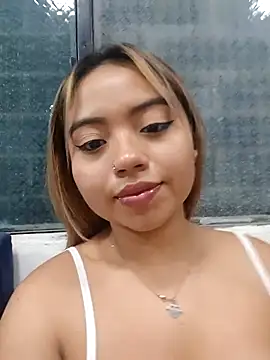 Emily  Hott online show from 8, 11, 2025