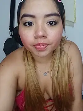Emily  Hott online show from 21, 6, 2026
