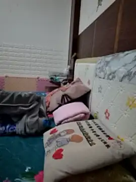 Snapshot of lingling5200 chatting on 8, 4, 2026 lingling5200 online show from 8, 4, 2026