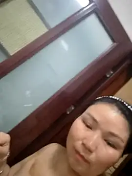 lingling5200 online show from 25, 5, 2026