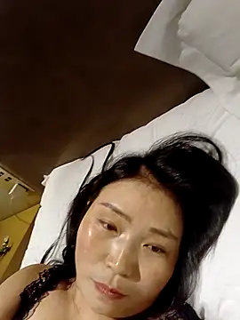 Snapshot of lingling5200 chatting on 11, 9, 2025 lingling5200 online show from 11, 9, 2025