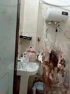 Snapshot of lingling5200 chatting on 15, 10, 2025 lingling5200 online show from 15, 10, 2025