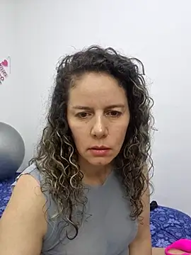 Nina vallon online show from 23, 9, 2025