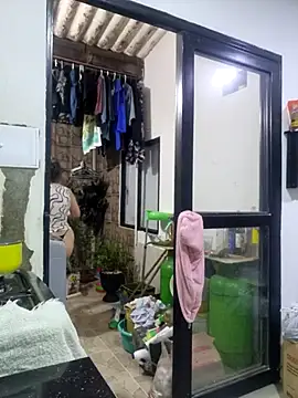 Nina vallon online show from 10, 9, 2025