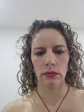 Nina vallon online show from 7, 5, 2026