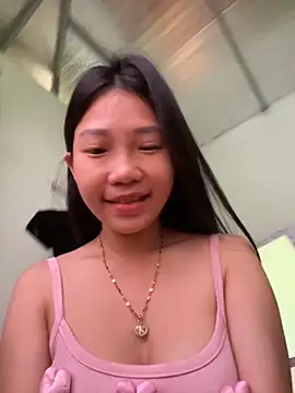 Snapshot of Miumieu chatting on 26, 10, 2025 Miumieu online show from 26, 10, 2025