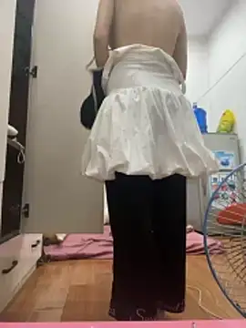 Snapshot of Miumieu chatting on 7, 11, 2025 Miumieu online show from 7, 11, 2025