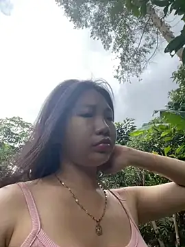 Snapshot of Miumieu chatting on 1, 10, 2025 Miumieu online show from 1, 10, 2025