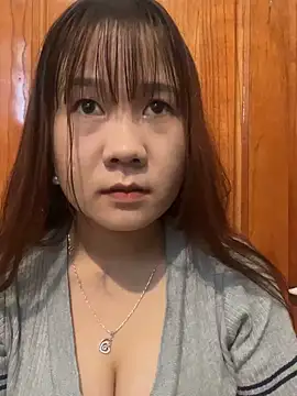 qinejr37 online show from 23, 10, 2025