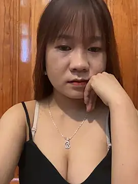 qinejr37 online show from 13, 10, 2025