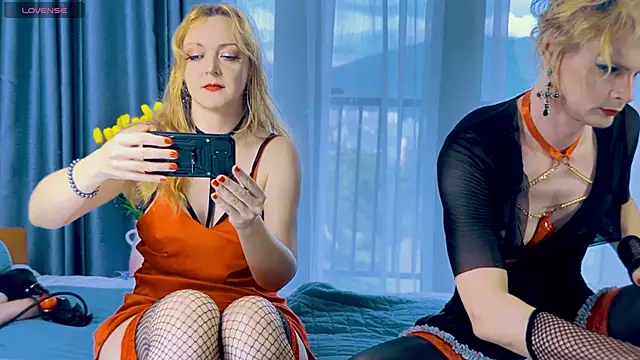 LolaSpaisTS online show from 16, 9, 2025