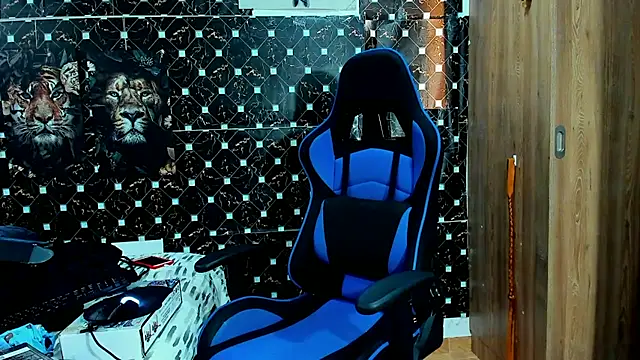 javiersexymann online show from 6, 5, 2026