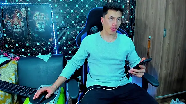 javiersexymann online show from 1, 10, 2025