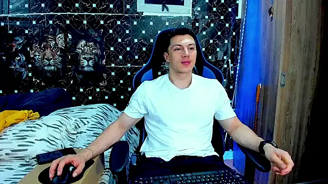 javiersexymann online show from 30, 7, 2026