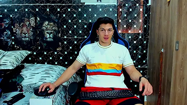 javiersexymann online show from 20, 2, 2026