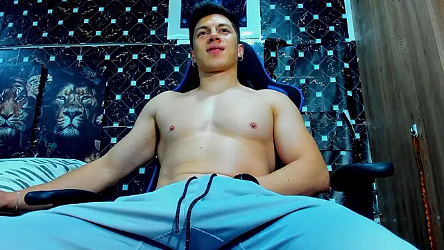 javiersexymann online show from 18, 2, 2026