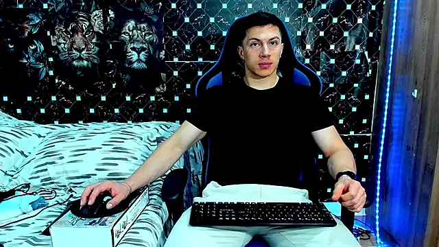 javiersexymann online show from 19, 7, 2026