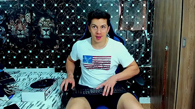 javiersexymann online show from 18, 3, 2026