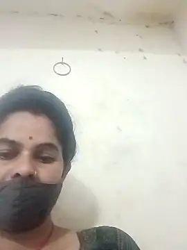 JULEE-740 online show from 8, 11, 2025