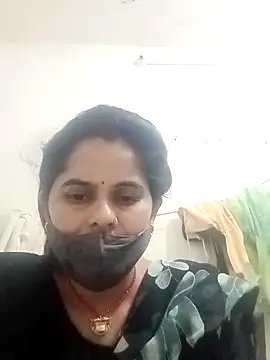 JULEE-740 online show from 1, 11, 2025