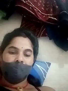 JULEE-740 online show from 28, 10, 2025