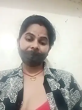 JULEE-740 online show from 2, 12, 2025