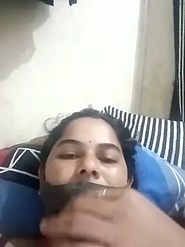 JULEE-740 online show from 26, 10, 2025