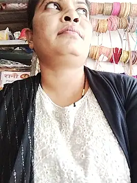 Rajnee33A online show from 31, 10, 2025