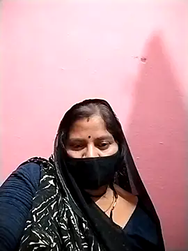 Rajnee33A online show from 16, 4, 2026