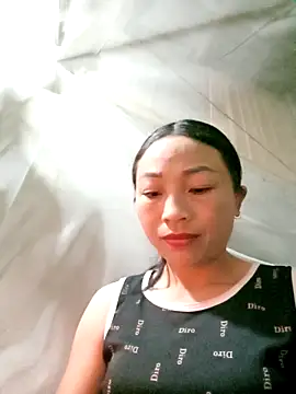 lucybaby00 online show from 16, 12, 2025