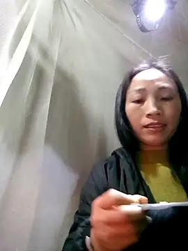 lucybaby00 online show from 9, 2, 2026