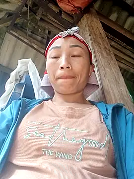 lucybaby00 online show from 19, 12, 2025